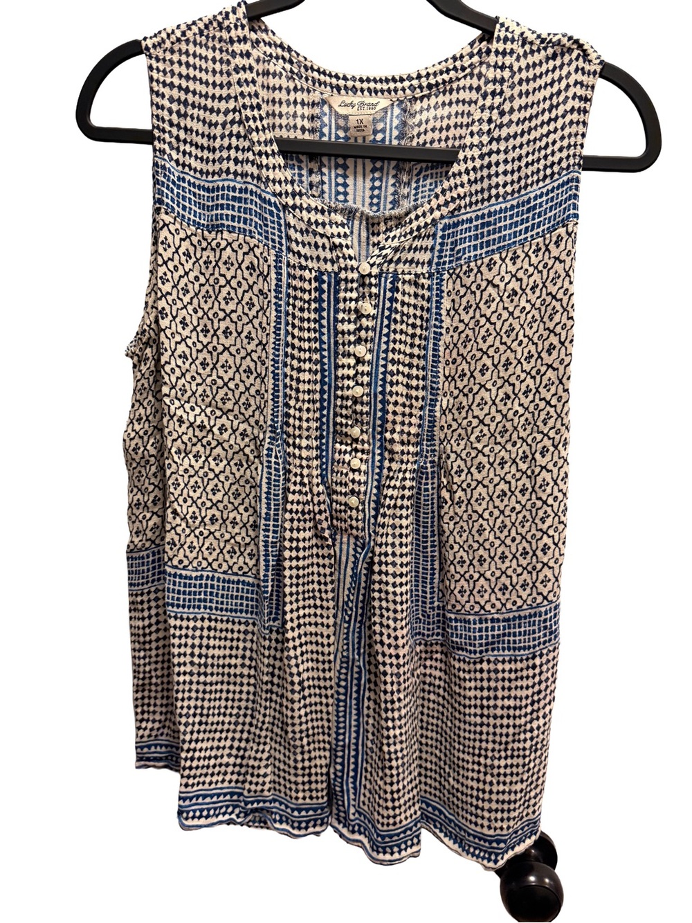 Lucky Brand 1X Blue & Cream Boho Print Sleeveless Tunic Top